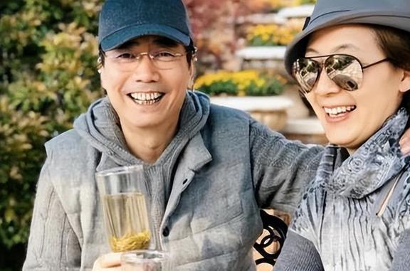 范明妻子厉玲，自然美景中的寻心之旅之旅