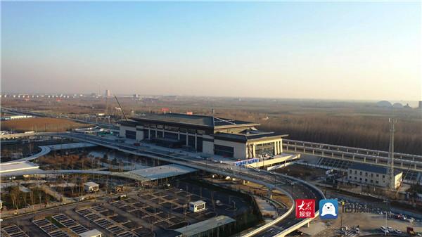 济宁城际高铁最新动态，探秘特色小店，一览无遗