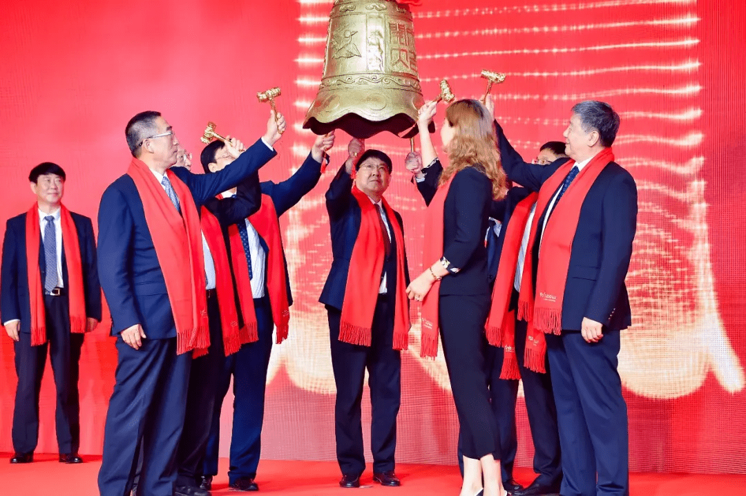 润峰上市，开启新征程，迈向资本市场新篇章