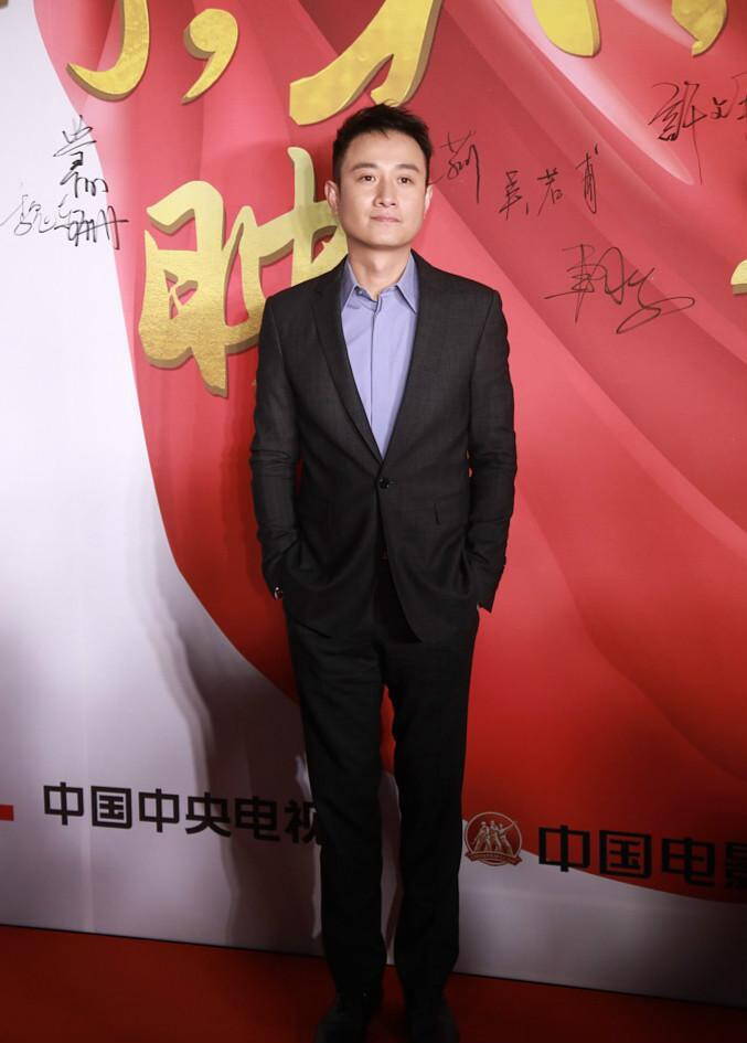 最新发型详细步骤指南，打造时尚发型攻略